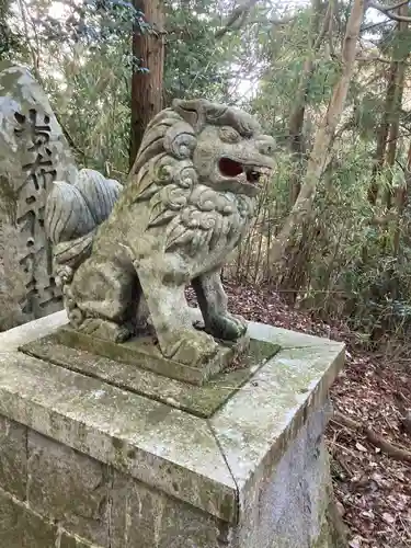 貴布禰神社の狛犬