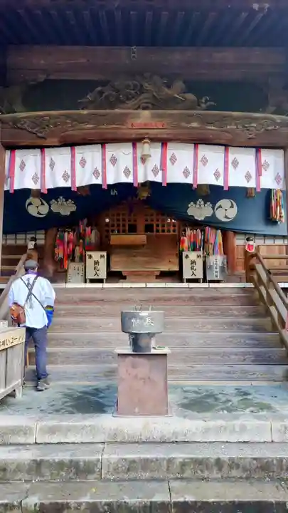 霊山寺の本殿・本堂