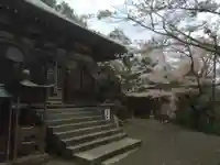 聖観音堂の本殿・本堂