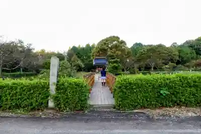 中川寺の山門・神門