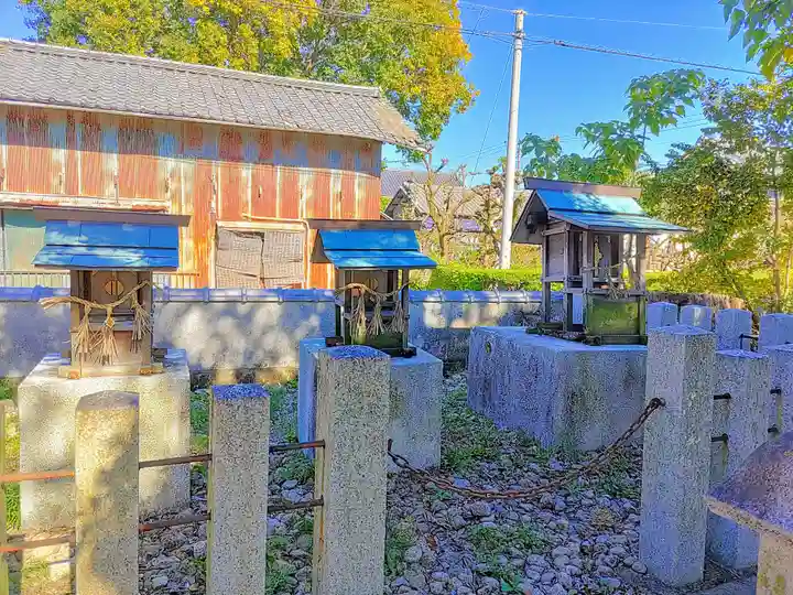 白山神社(高田寺白山社)の末社・摂社