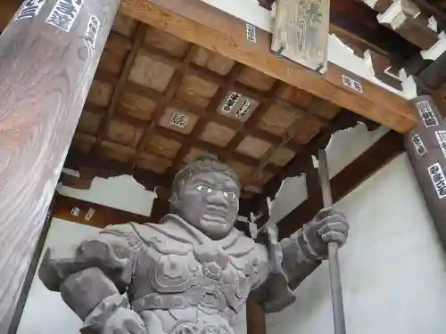 長命寺の像