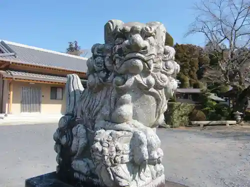 加波山三枝祇神社本宮の狛犬