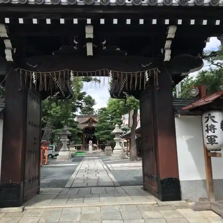 大将軍八神社の山門・神門
