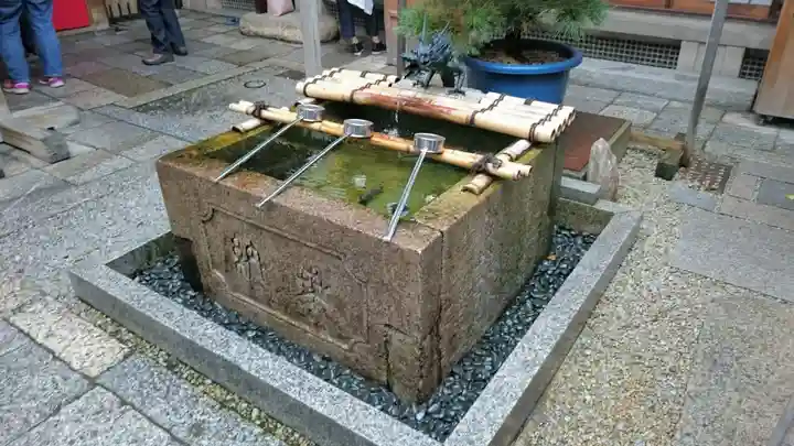 錦天満宮の手水舎
