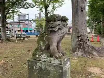 諏訪神社の狛犬