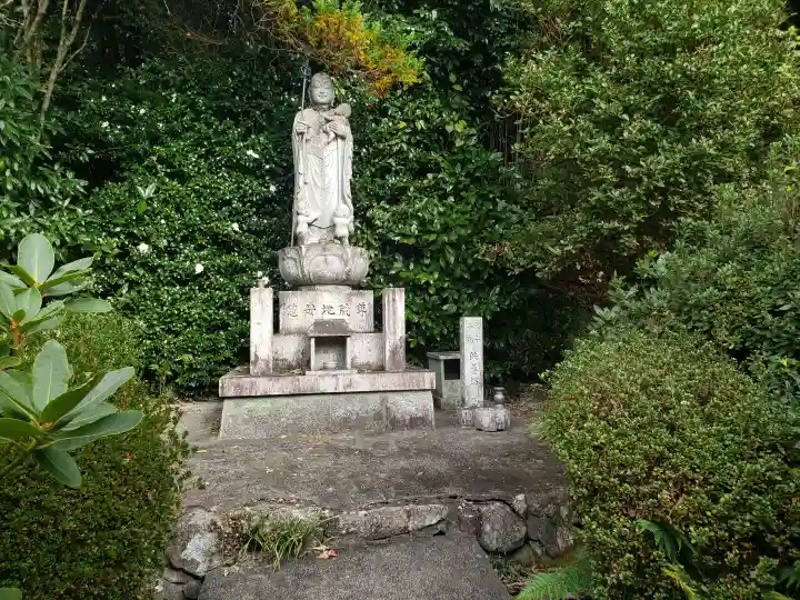 桑実寺の地蔵