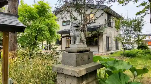 帯広三吉神社の狛犬