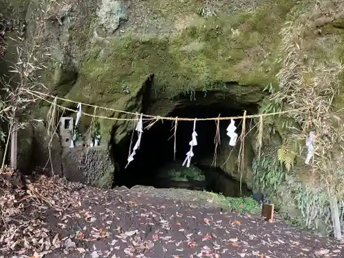 岩屋熊野座神社(熊本県)
