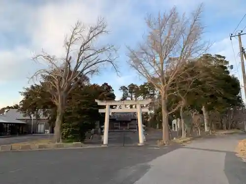 六所神社の鳥居