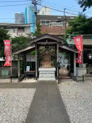 大鳥神社の{uncategorized: "未分類", other: "その他", undefined: "問題あり", building: "その他建物", grave: "お墓", sacred_gate: "鳥居", guardian: "狛犬", statue: "像", buddha: "仏像", history: "歴史", nature: "自然", garden: "庭園", animal: "動物", pagoda: "塔", temizu: "手水舎", mountain_gate: "山門・神門", sanctuary: "本殿・本堂", subordinate: "末社・摂社", art: "芸術", scenery: "景色", jizo: "地蔵", ema: "絵馬", goshuin: "御朱印", omikuji: "おみくじ", items: "授与品その他", amulet: "お守り", goshuincho: "御朱印帳", eats: "食事", festival: "お祭り", votive_dance: "神楽", shichigosan: "七五三参", wedding: "結婚式", experience: "体験その他", initially: "初詣", around: "周辺", anti_infection: "感染症対策"}
