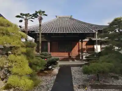 西光寺の本殿・本堂