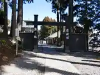 身延山奥之院思親閣の山門・神門