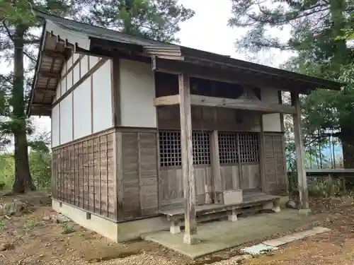 摩多羅神社の本殿・本堂