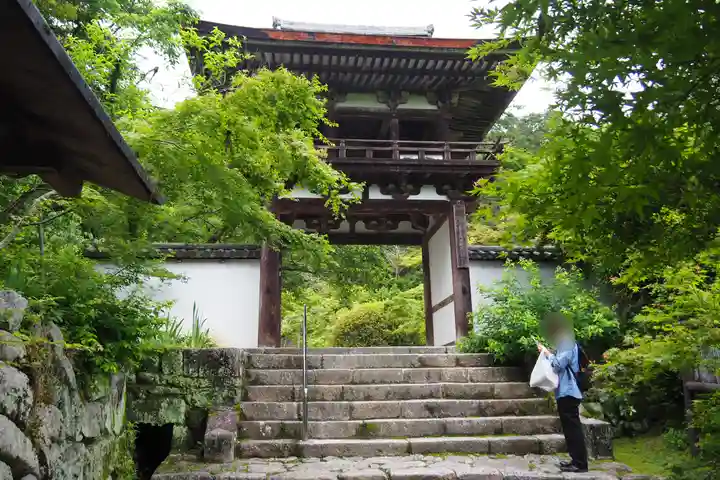 長岳寺の山門・神門