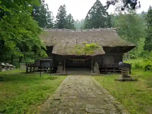 安久津八幡神社の本殿