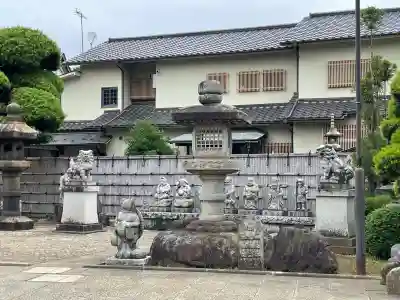 東光寺の{uncategorized: "未分類", other: "その他", undefined: "問題あり", building: "その他建物", grave: "お墓", sacred_gate: "鳥居", guardian: "狛犬", statue: "像", buddha: "仏像", history: "歴史", nature: "自然", garden: "庭園", animal: "動物", pagoda: "塔", temizu: "手水舎", mountain_gate: "山門・神門", sanctuary: "本殿・本堂", subordinate: "末社・摂社", art: "芸術", scenery: "景色", jizo: "地蔵", ema: "絵馬", goshuin: "御朱印", omikuji: "おみくじ", items: "授与品その他", amulet: "お守り", goshuincho: "御朱印帳", eats: "食事", festival: "お祭り", votive_dance: "神楽", shichigosan: "七五三参", wedding: "結婚式", experience: "体験その他", initially: "初詣", around: "周辺", anti_infection: "感染症対策"}