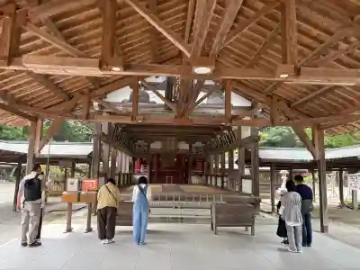 宗像大社の{uncategorized: "未分類", other: "その他", undefined: "問題あり", building: "その他建物", grave: "お墓", sacred_gate: "鳥居", guardian: "狛犬", statue: "像", buddha: "仏像", history: "歴史", nature: "自然", garden: "庭園", animal: "動物", pagoda: "塔", temizu: "手水舎", mountain_gate: "山門・神門", sanctuary: "本殿・本堂", subordinate: "末社・摂社", art: "芸術", scenery: "景色", jizo: "地蔵", ema: "絵馬", goshuin: "御朱印", omikuji: "おみくじ", items: "授与品その他", amulet: "お守り", goshuincho: "御朱印帳", eats: "食事", festival: "お祭り", votive_dance: "神楽", shichigosan: "七五三参", wedding: "結婚式", experience: "体験その他", initially: "初詣", around: "周辺", anti_infection: "感染症対策"}