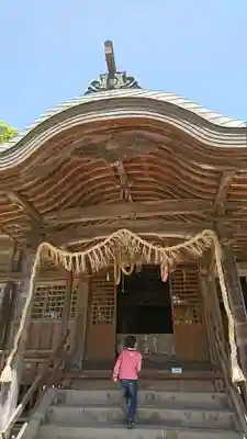 與止日女神社の本殿・本堂