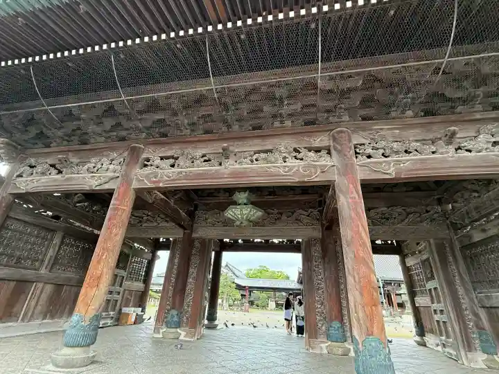 大通寺(長浜御坊)(滋賀県)