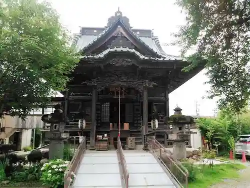 秩父札所十三番 慈眼寺の本殿・本堂
