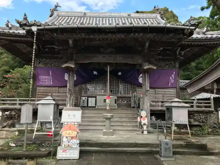 常楽寺の本殿・本堂