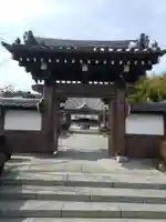 大光普照寺の山門・神門
