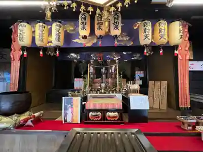 女人堂の本殿・本堂