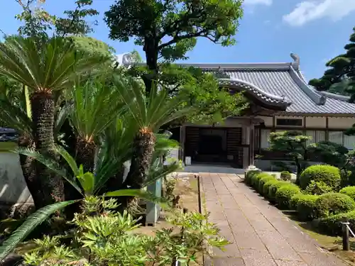 國分寺の本殿・本堂