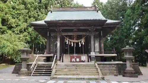 八幡神社の本殿・本堂