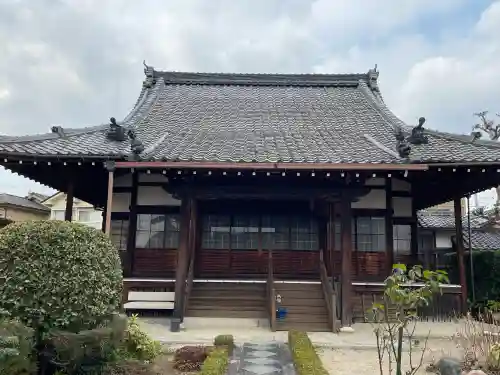 円重寺の{uncategorized: "未分類", other: "その他", undefined: "問題あり", building: "その他建物", grave: "お墓", sacred_gate: "鳥居", guardian: "狛犬", statue: "像", buddha: "仏像", history: "歴史", nature: "自然", garden: "庭園", animal: "動物", pagoda: "塔", temizu: "手水舎", mountain_gate: "山門・神門", sanctuary: "本殿・本堂", subordinate: "末社・摂社", art: "芸術", scenery: "景色", jizo: "地蔵", ema: "絵馬", goshuin: "御朱印", omikuji: "おみくじ", items: "授与品その他", amulet: "お守り", goshuincho: "御朱印帳", eats: "食事", festival: "お祭り", votive_dance: "神楽", shichigosan: "七五三参", wedding: "結婚式", experience: "体験その他", initially: "初詣", around: "周辺", anti_infection: "感染症対策"}
