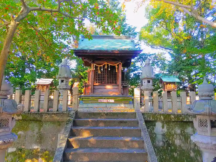 八王子社の本殿・本堂