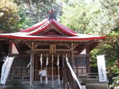 札幌伏見稲荷神社の本殿・本堂