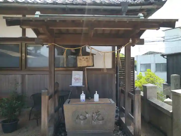 羽黒神社の手水舎