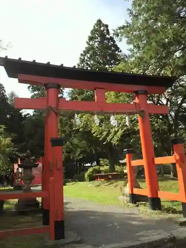 丹生都比売神社の鳥居