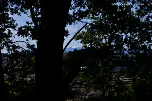 神鳥前川神社の景色