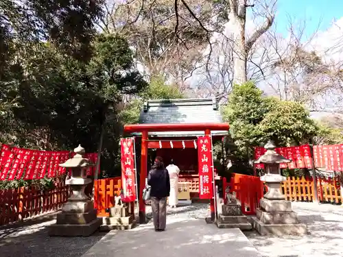 鶴岡八幡宮の末社・摂社