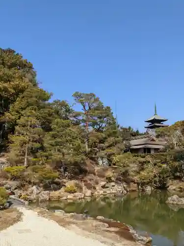 仁和寺の庭園