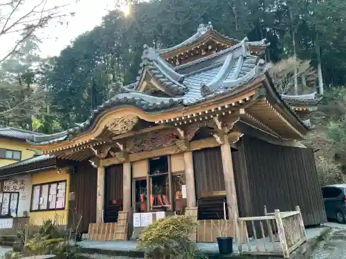 連祥院の{uncategorized: "未分類", other: "その他", undefined: "問題あり", building: "その他建物", grave: "お墓", sacred_gate: "鳥居", guardian: "狛犬", statue: "像", buddha: "仏像", history: "歴史", nature: "自然", garden: "庭園", animal: "動物", pagoda: "塔", temizu: "手水舎", mountain_gate: "山門・神門", sanctuary: "本殿・本堂", subordinate: "末社・摂社", art: "芸術", scenery: "景色", jizo: "地蔵", ema: "絵馬", goshuin: "御朱印", omikuji: "おみくじ", items: "授与品その他", amulet: "お守り", goshuincho: "御朱印帳", eats: "食事", festival: "お祭り", votive_dance: "神楽", shichigosan: "七五三参", wedding: "結婚式", experience: "体験その他", initially: "初詣", around: "周辺", anti_infection: "感染症対策"}
