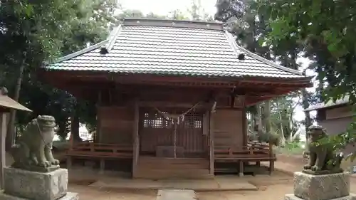 八幡神社の本殿・本堂