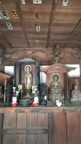 龍宮寺の本殿・本堂