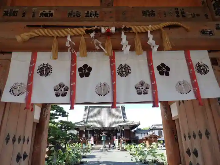総持寺の山門・神門