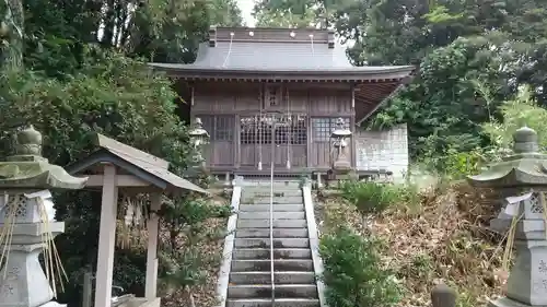 関本下八幡神社の本殿・本堂