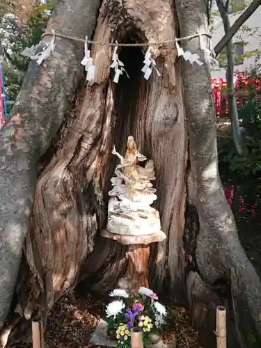 秩父今宮神社の仏像