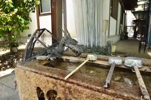 温泉山 安楽寺(四国霊場第六番札所)の手水舎