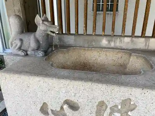 火産霊神社の手水舎