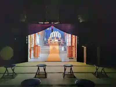 饗庭神社の本殿・本堂