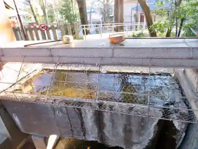 北澤八幡神社の手水舎
