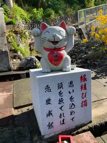 鹿角八坂神社の狛犬