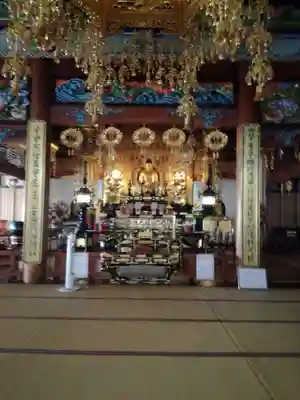 善導寺の本殿・本堂